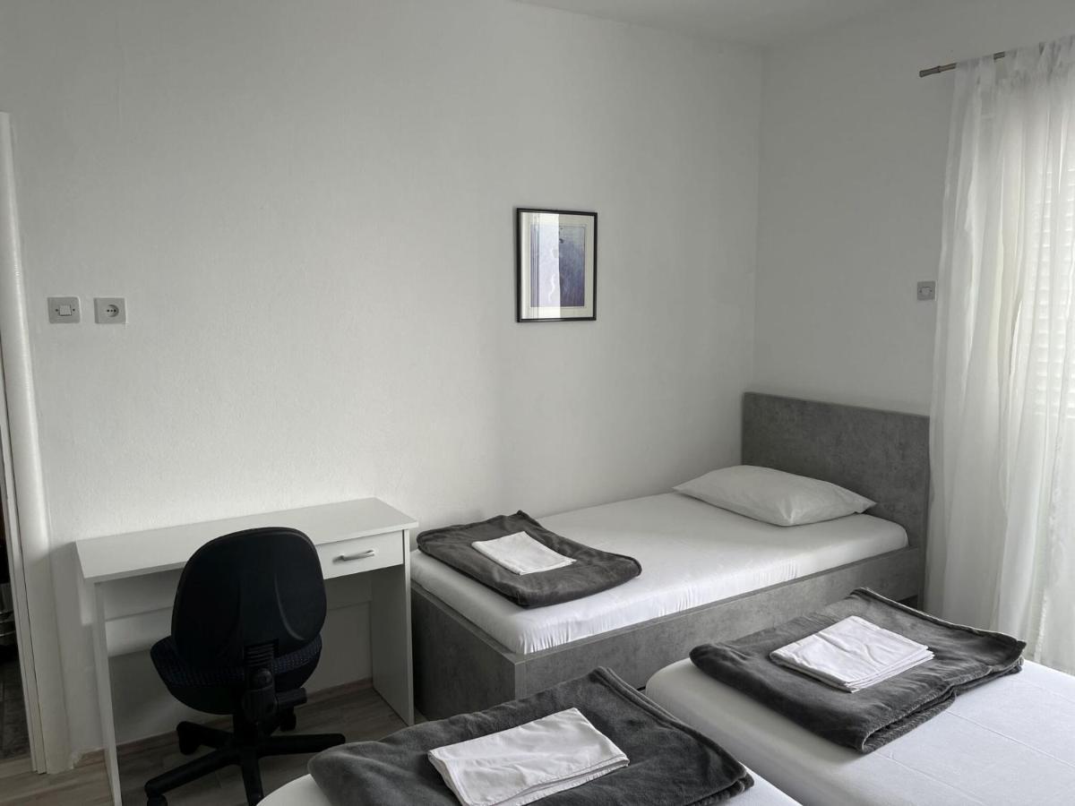 Apartments Gaspar Podaca Buitenkant foto