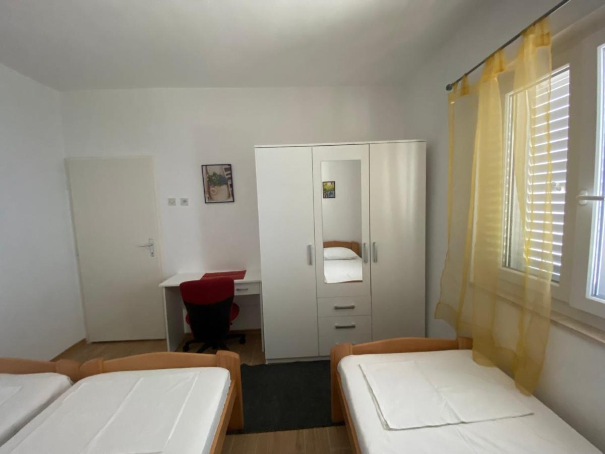 Apartments Gaspar Podaca Buitenkant foto